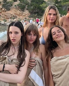 maneskin_is_flex_2886055024829890631's2025-8-18-20.22.341 story.jpeg