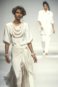 nina hersen lf949-.jpg