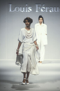 nina hersen lf949.jpg