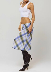 rachel-skirt-in-blur-8144449.jpg