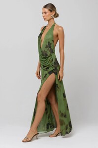 scarlett-dress-in-evergreen-9635035.jpg