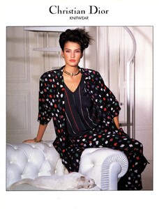 1195832185_EXR0AJChristianDiorKniteearSS1986.jpg.4f3a1b514e455447d7eb543806228914.jpg