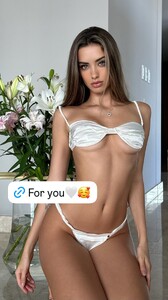 [2026.01.31] lizaakovalenko's2026-2-1-0.30.182 story.jpg