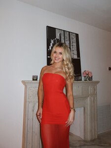 [2026.02.01] lindsaymariebrewer_627350996_18554396911023234_5008261511639429270_n.jpg