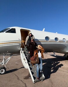 [2026.02.01] sarasampaio_624801653_18561552058058288_5854762039134803287_n.jpg