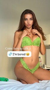 [2026.02.03] lizakovaal's2026-2-4-17.44.687 story.jpg