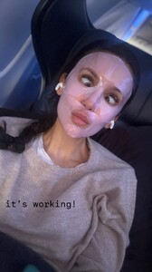 [2026.02.05] nina's2026-2-5-21.54.299 story.jpg