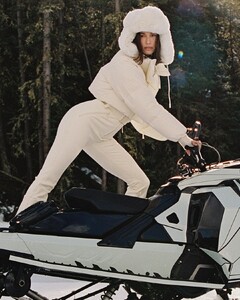 [2026.02.05] rhode_627351685_18193548073353976_906575638779775654_n.jpg