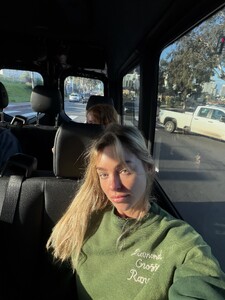 [2026.02.09] elizabethcturner_626293993_18556617154052750_8995741702774548962_n.jpg