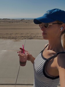 [2026.02.02] elizabethcturner_625012292_18554137984052750_4870857361219225098_n.jpg