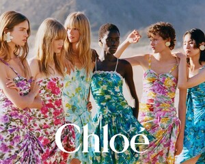 Chloe-SUMMER-26-LOGO-5x4-01.jpg