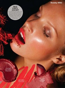 Cosmopolitan (UK) April 2011 (Beyonce)_0172.jpg