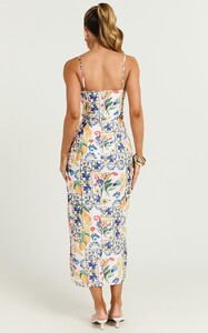 EVenz - Showpo - Janice_Midi_Dress_-_Knot_Detail_Front_Split_Dress_in_Positano_Print__08.jpg