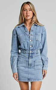 EVenz - Showpo - Kamala_Mini_Dress_-_Long_Sleeve_Button_Through_Denim_Dress_in_Light_Blue_Wash__4.jpg