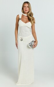 EVenz - Showpo - Lioness_-_In_Your_Dreams_Maxi_Skirt_in_Beige_003.jpg