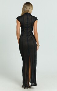 EVenz - Showpo - Lioness_-_Refined_Maxi_Dress_in_Onyx_9.jpg