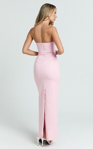 EVenz - Showpo - Pietra_Maxi_Dress_-_Scoop_Neck_Side_Seam_Tucks_Fitted_Dress_in_Pink_8_1.jpg