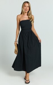 EVenz - Showpo - Polly_Midi_Dress_-_Strapless_Ruched_Dress_in_Black_004.jpg