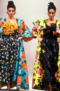 Emanuel Ungaro 1988 Haute Couture SS 54.jpg