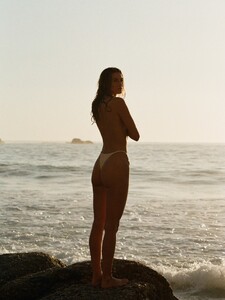 Gabriella Loggia by Wesley Lewis 619344912_18549954289013040_4713959596185586991_n.jpg