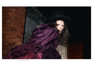 Harper's Bazaar Italia 02.2026_32.jpg