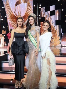 MarketaM - 568178699__2025-10-20_1440x1920.jpg