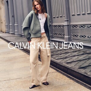 Menubanner_CalvinKlein_dames_1_2x.jpg