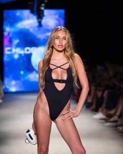 SadieRey - ChloeRose - 2024-06-02_1440x1800_7.jpg