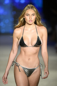 SadieRey - Chloe Rose_Miami'24_6-1-24_044.jpg