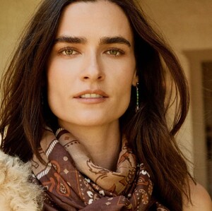 When the weather calls for a pop of fur. Meet our signature slouch hobo - The W Bag with a detac (3).jpg