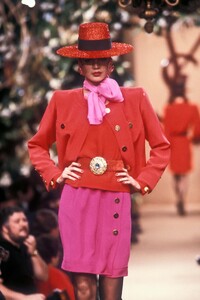 Yves Saint Laurent 1988 Haute Couture 2.jpg