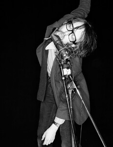img-jarvis-cocker-fig-3_132636779665-772x1000.jpg
