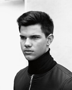 img-taylor-lautner-fig-4_114014220084-798x1000.jpg