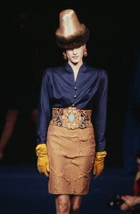 kmarl-Lecoanet Hemant Haute Couture-FW1989 (3).jpg