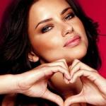 Totally Adrianasessive's avatar